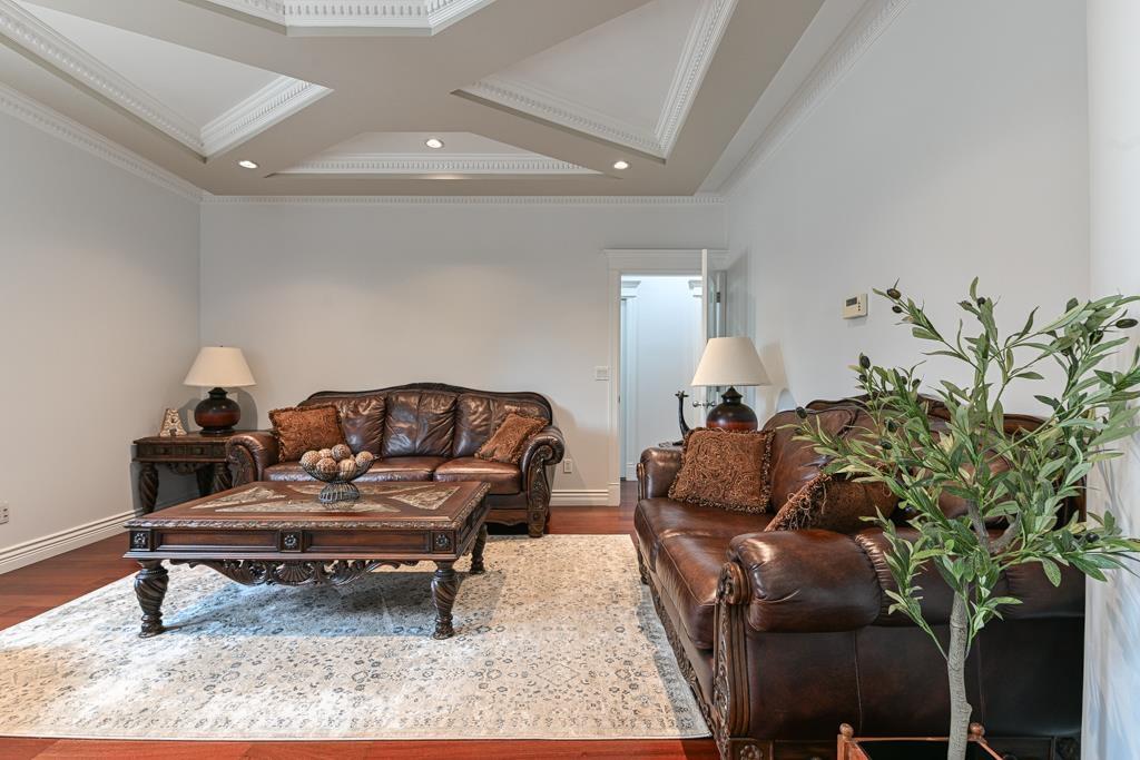 31496 Cougar Court, Abbotsford, British Columbia  V2T 6M7 - Photo 10 - R3083808