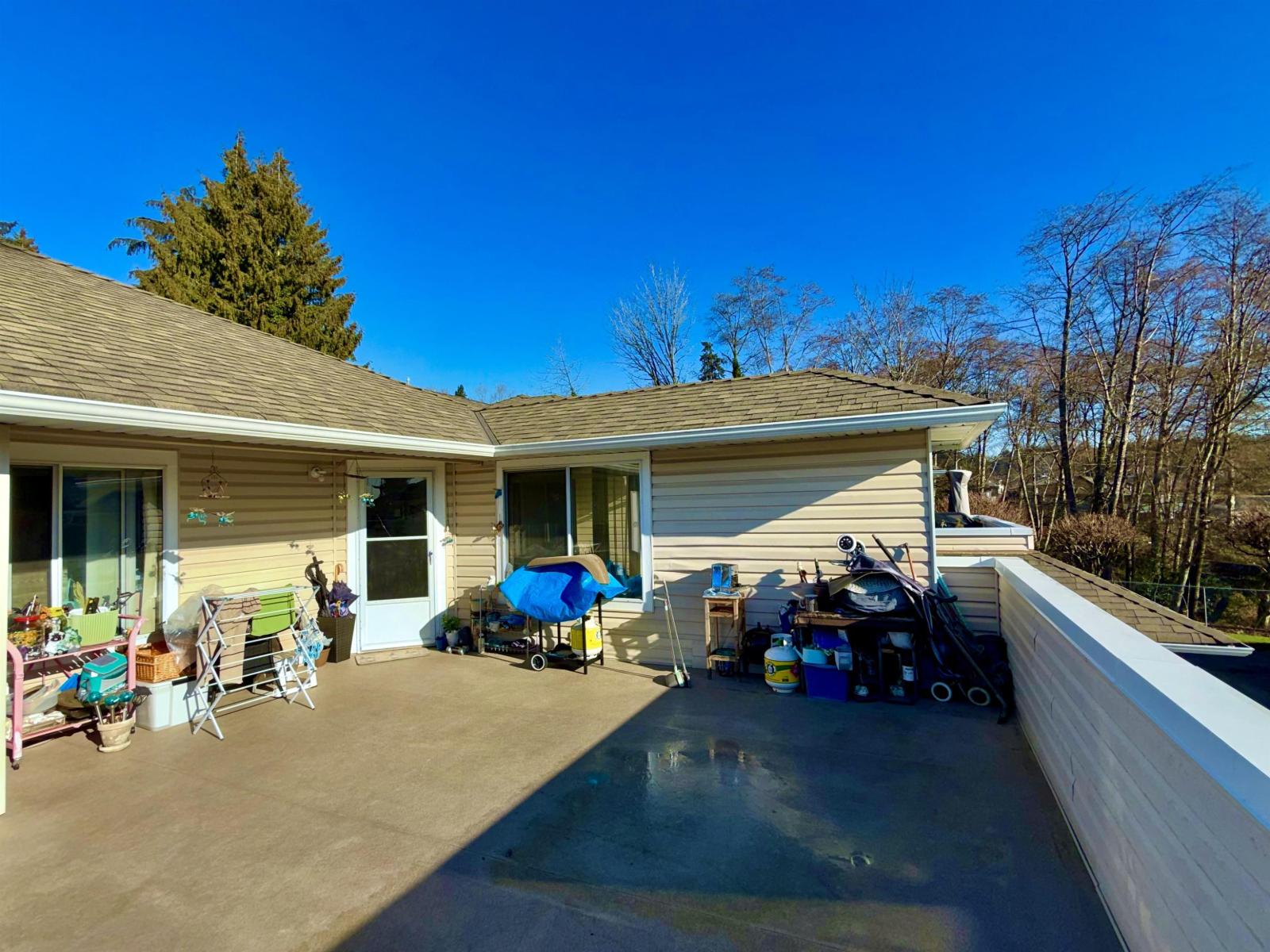 212 9310 King George Highway, Surrey, British Columbia  V3V 5W3 - Photo 2 - R3082776