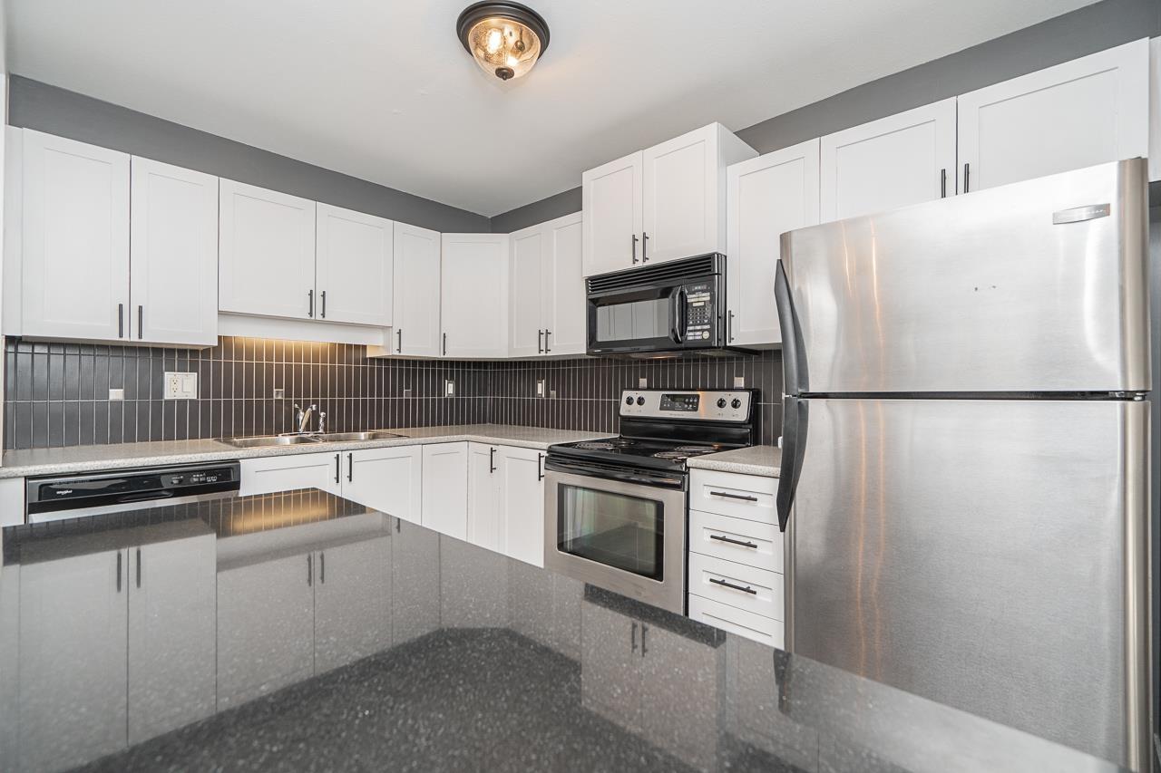 322 32725 George Ferguson Way, Abbotsford, British Columbia V2T 5M5 - Photo 10 - R3083727