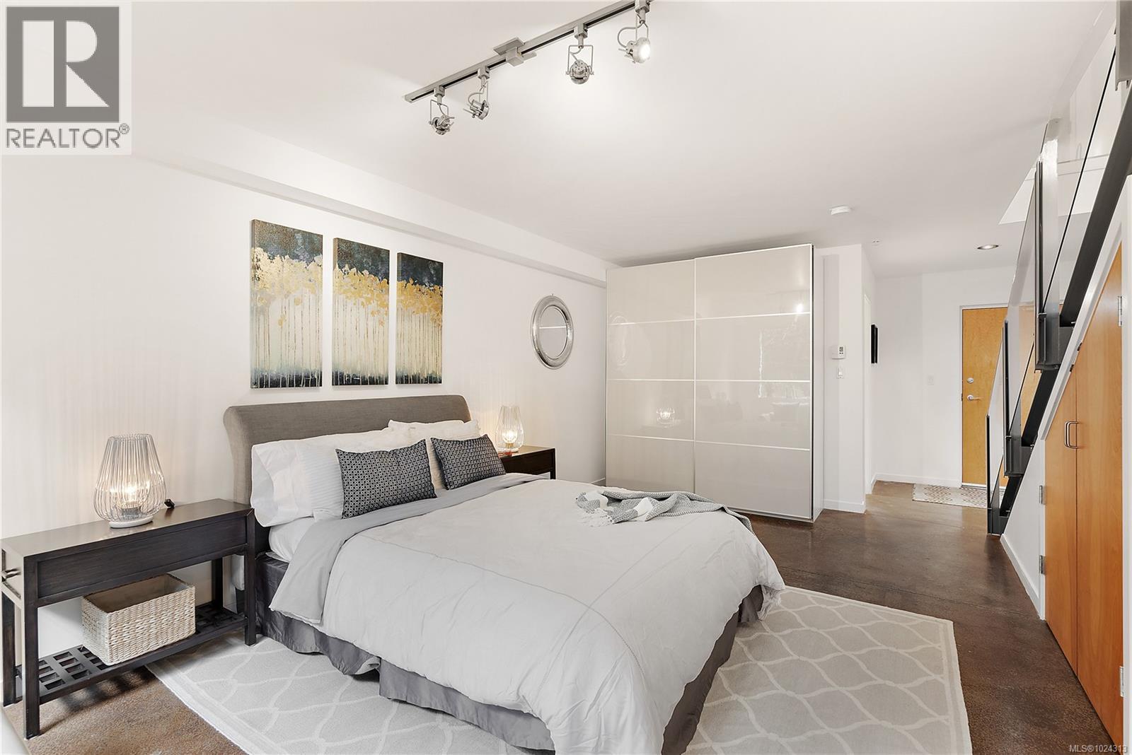 8 821 Tyee Rd, Victoria, British Columbia  V9A 7R2 - Photo 12 - 1024313