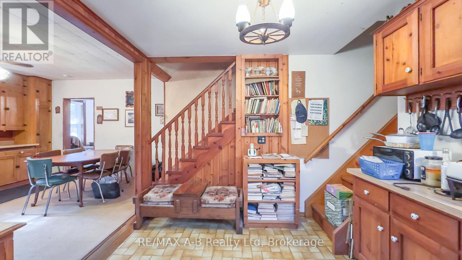 4740 16 Line, Perth South, Ontario  N4X 1C9 - Photo 10 - X12420151