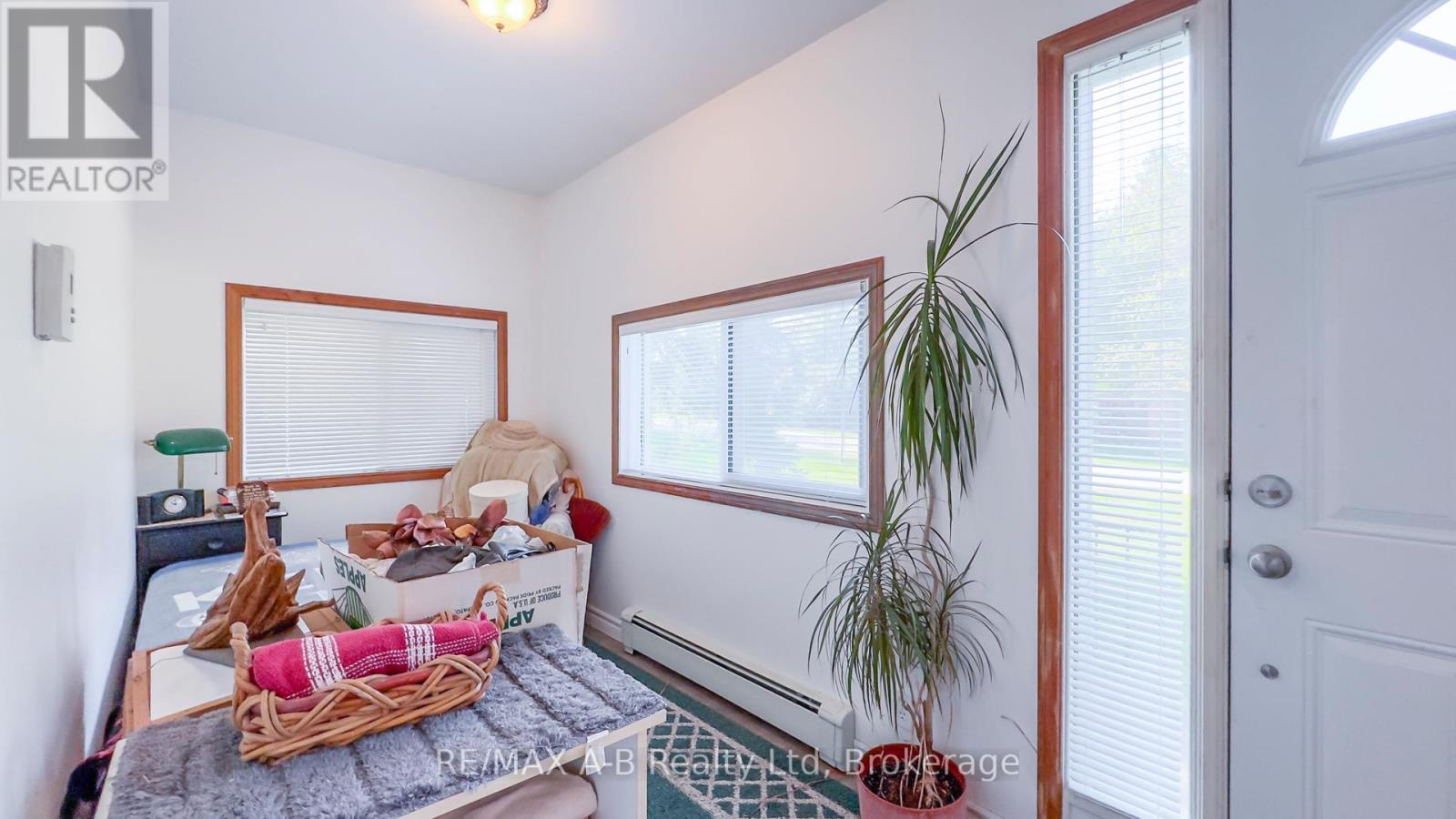 4740 16 Line, Perth South, Ontario  N4X 1C9 - Photo 21 - X12420151