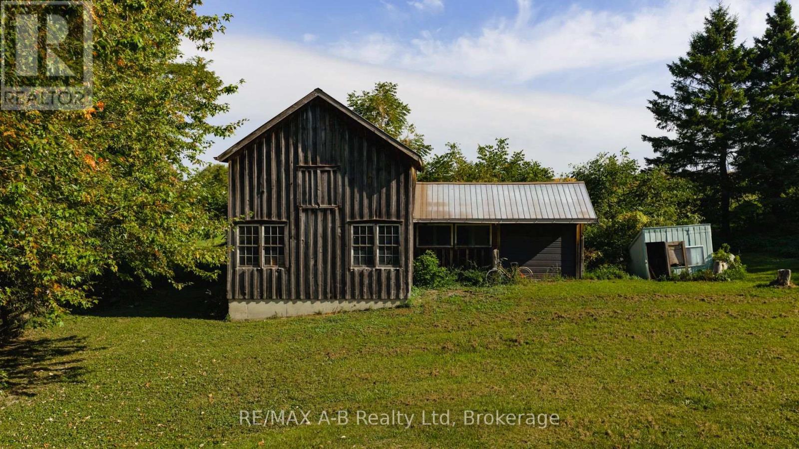 4740 16 Line, Perth South, Ontario  N4X 1C9 - Photo 30 - X12420151