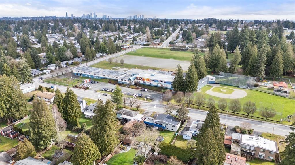 9185 112 Street, Delta, British Columbia  V4C 4X7 - Photo 5 - R3083028