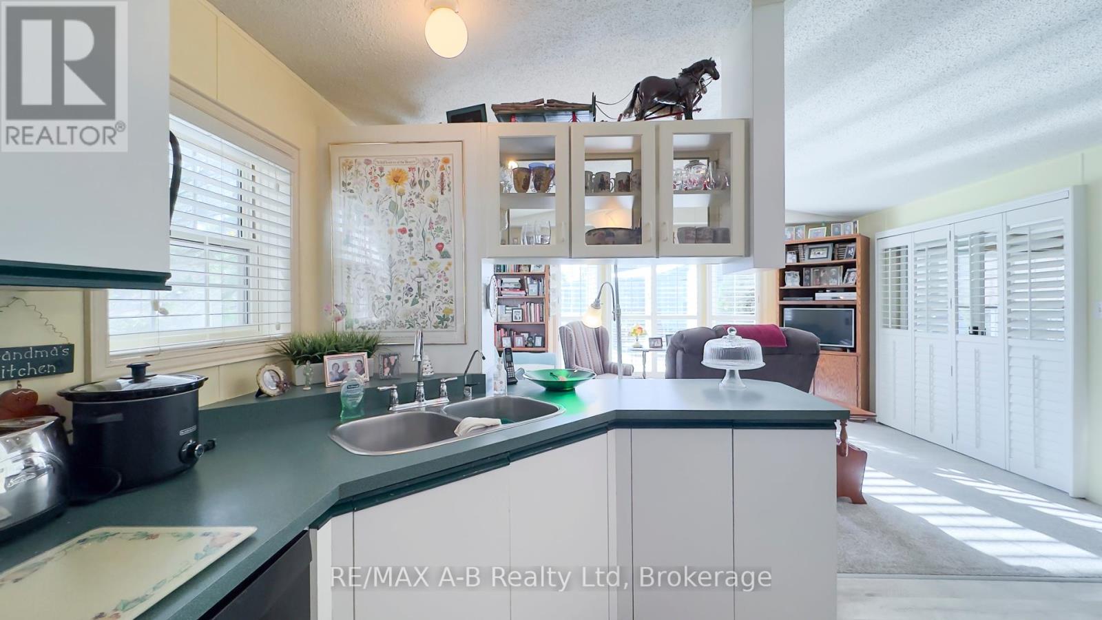 909 - 316489 31st Line, Zorra, Ontario  N0J 1J0 - Photo 11 - X12544070