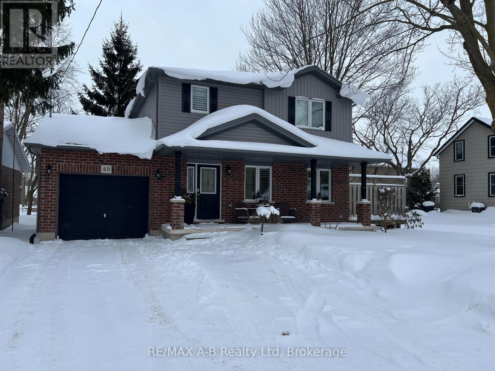 48 Wellington Street, East Zorra-Tavistock, Ontario  N0B 2R0 - Photo 2 - X12547948