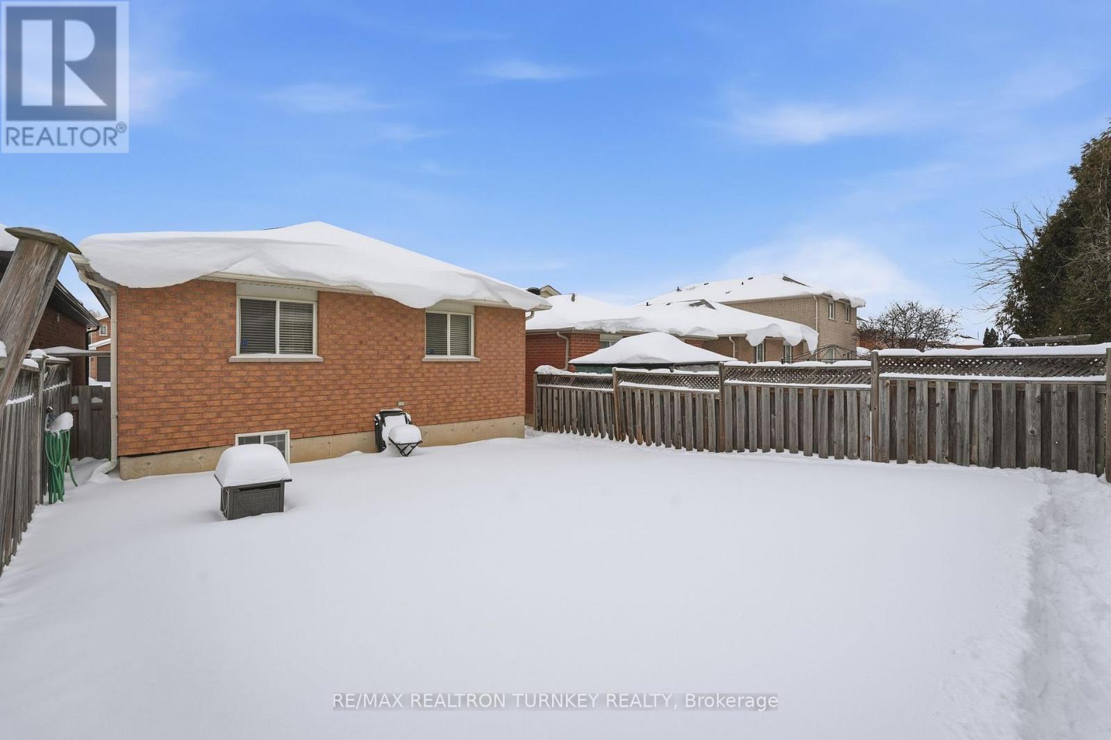 78 Clearmeadow Boulevard, Newmarket, Ontario  L3X 2M6 - Photo 30 - N12736892