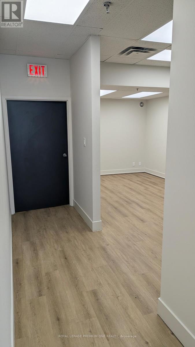 12 - 190 Marycroft Avenue, Vaughan, Ontario  L4L 5Y2 - Photo 15 - N12736898