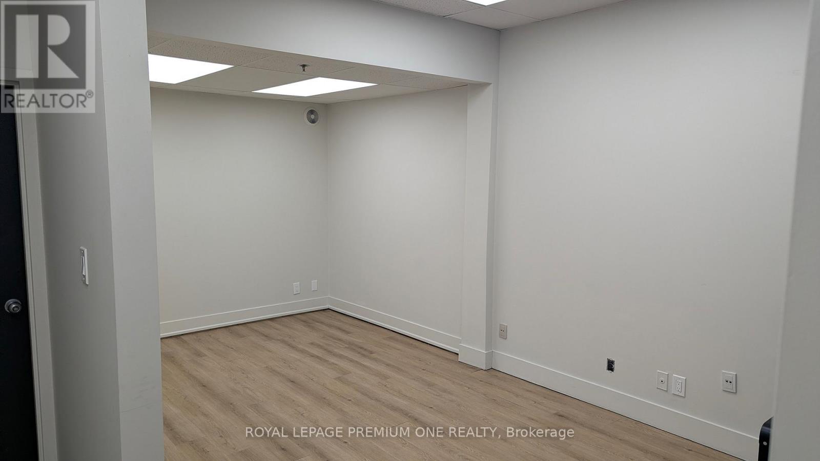 12 - 190 Marycroft Avenue, Vaughan, Ontario  L4L 5Y2 - Photo 16 - N12736898