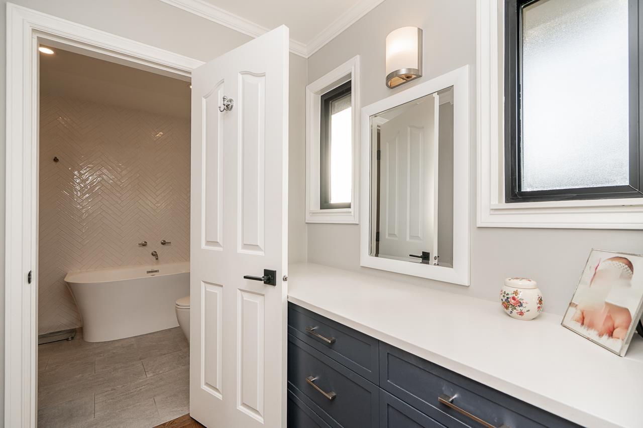 13416 17 Avenue, Surrey, British Columbia V4A 6M8 - Photo 17 - R3083838