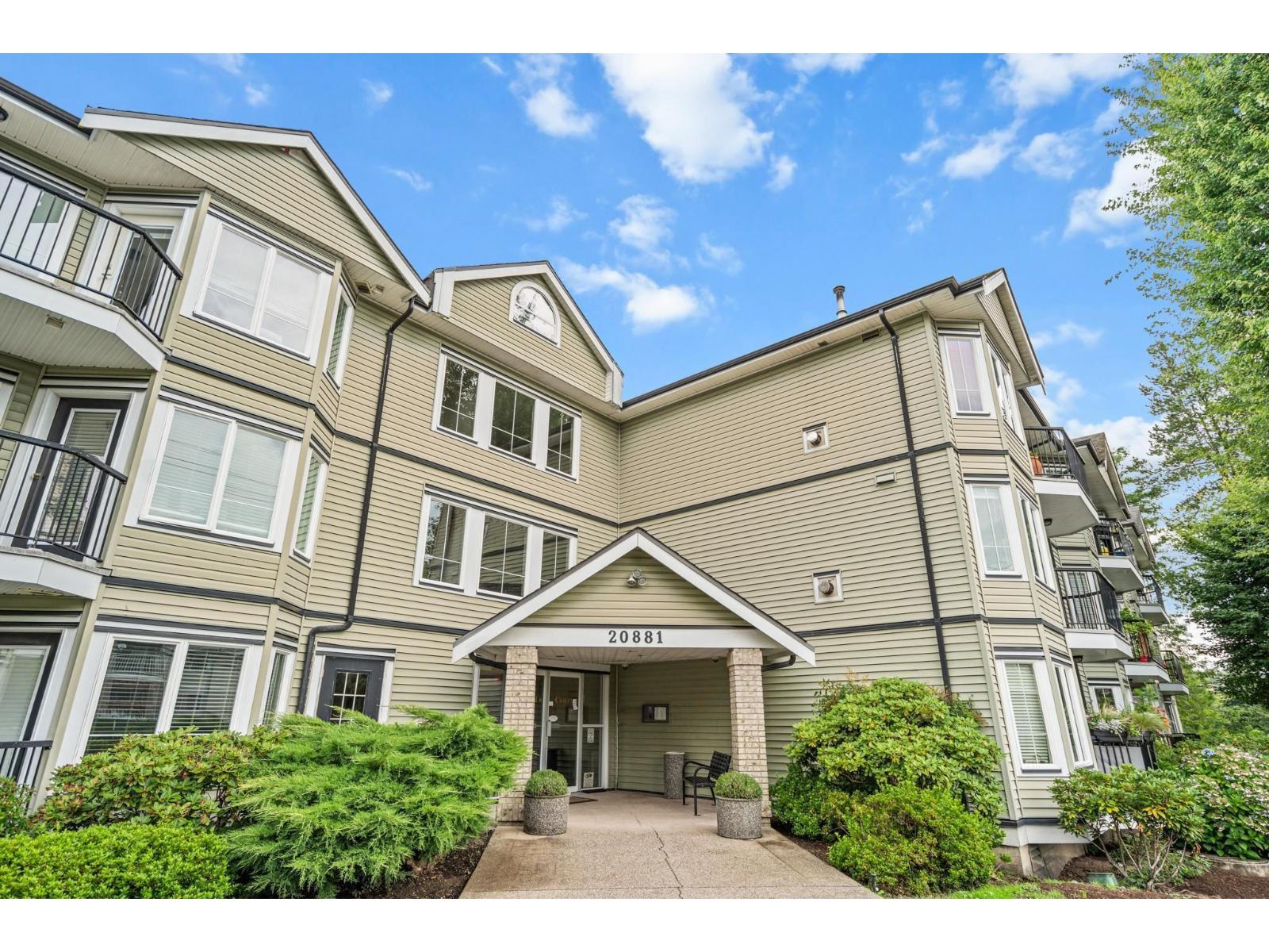 208 20881 56 AVENUE, Langley, British Columbia