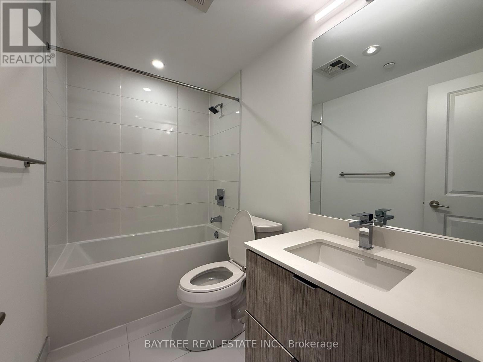 2612 - 395 Bloor Street, Toronto, Ontario  M4W 0B4 - Photo 14 - C12697924