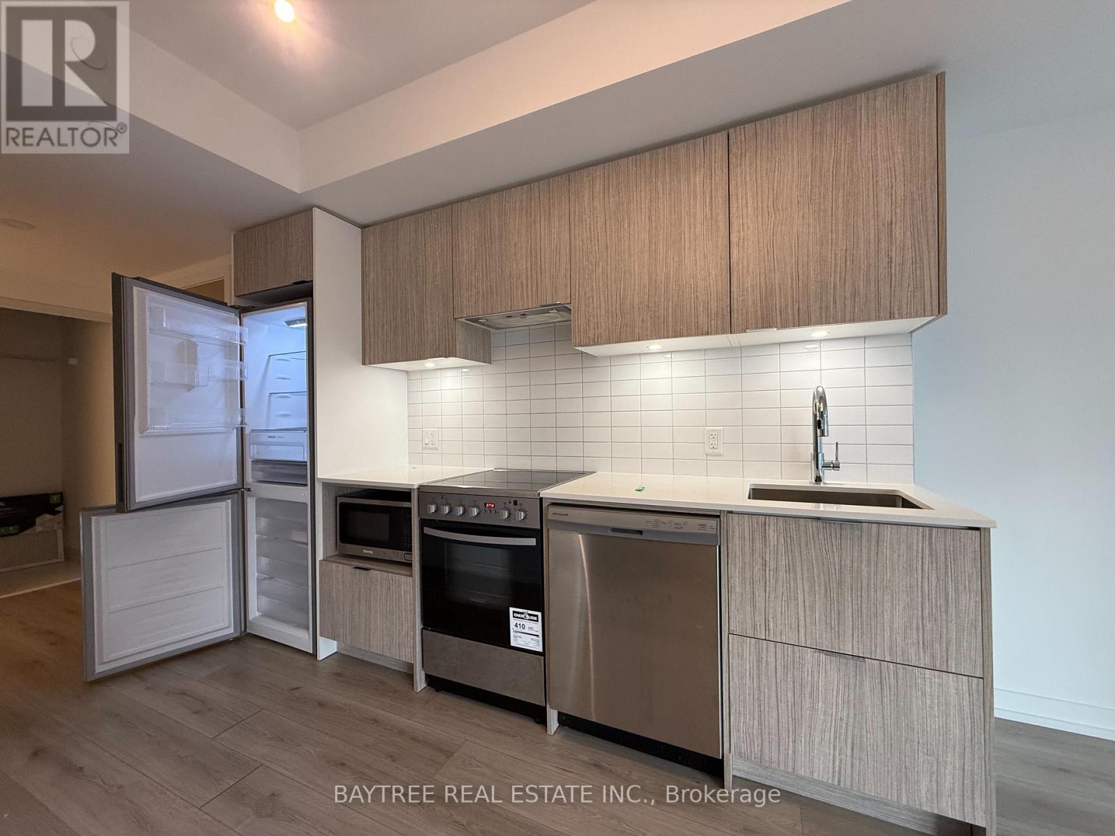 2612 - 395 Bloor Street, Toronto, Ontario  M4W 0B4 - Photo 12 - C12697924