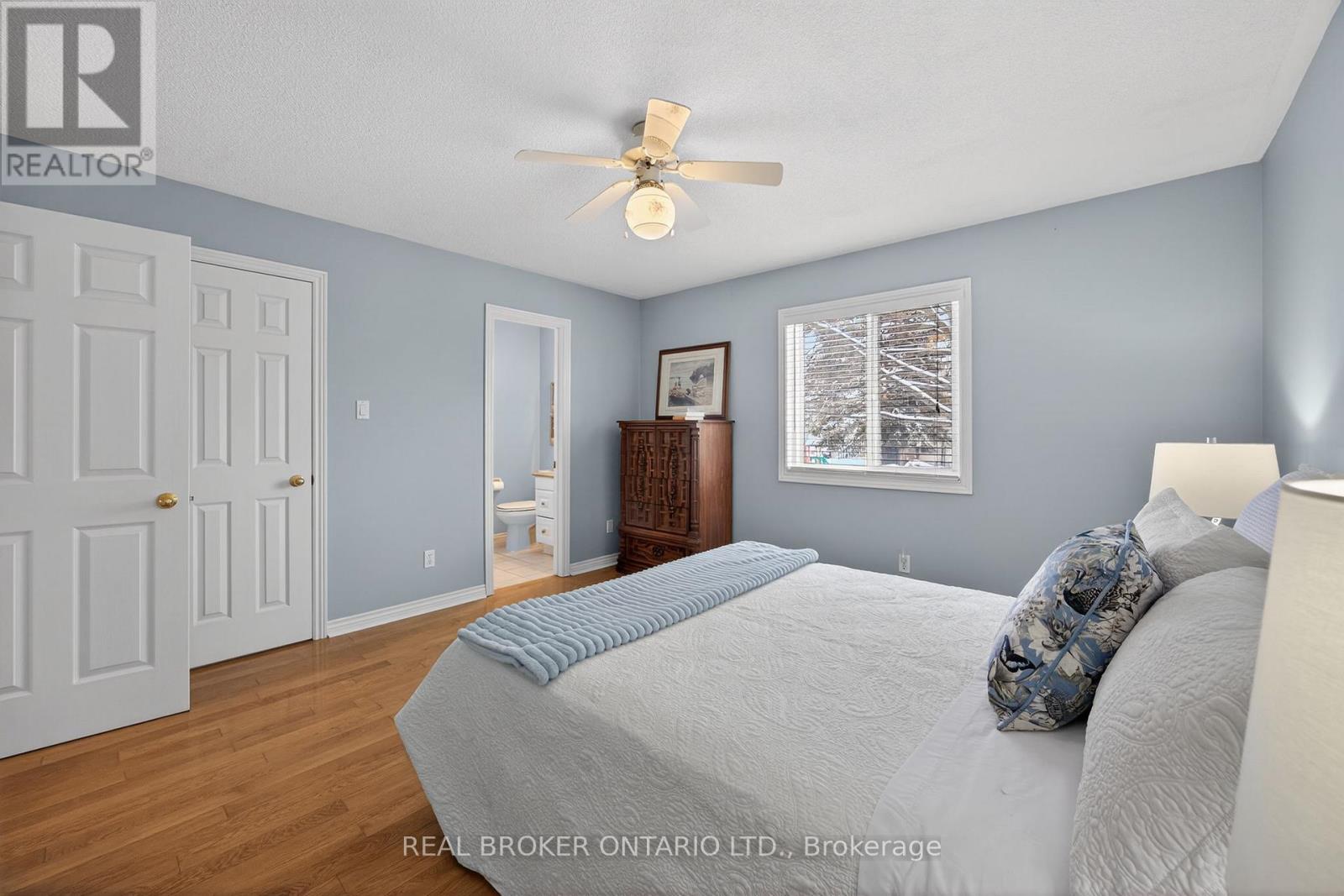 9 Riverdale Drive, Wasaga Beach, Ontario  L9Z 1E9 - Photo 11 - S12734540