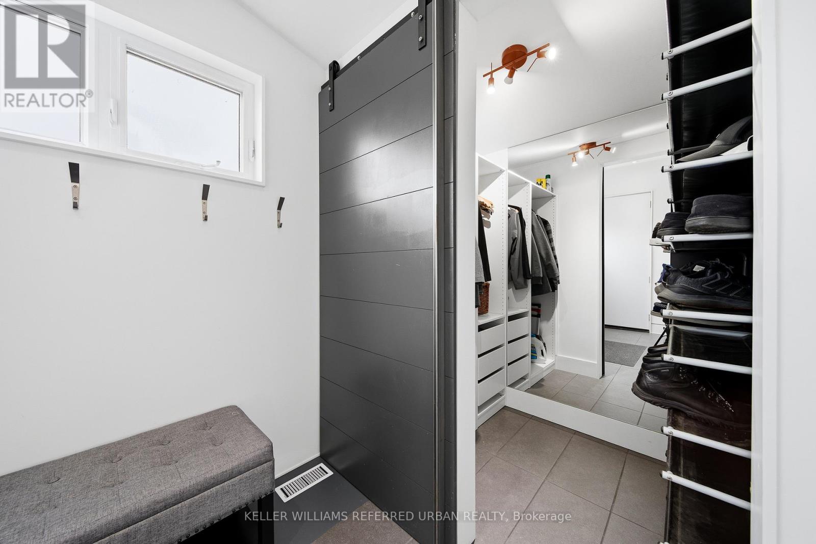 22 Daniels Street, Toronto, Ontario  M8Y 1L8 - Photo 46 - W12736838