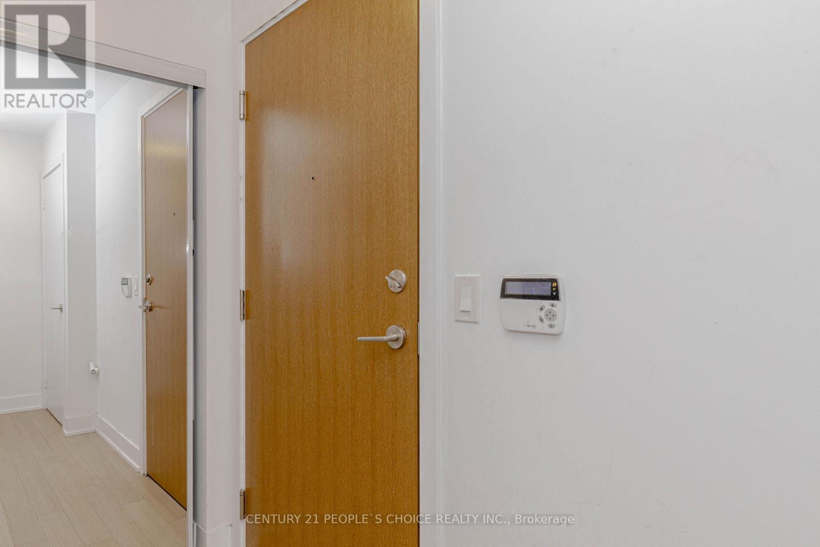 1722 - 30 Shore Breeze Drive Sw, Toronto, Ontario  M8V 0J1 - Photo 10 - W12736854