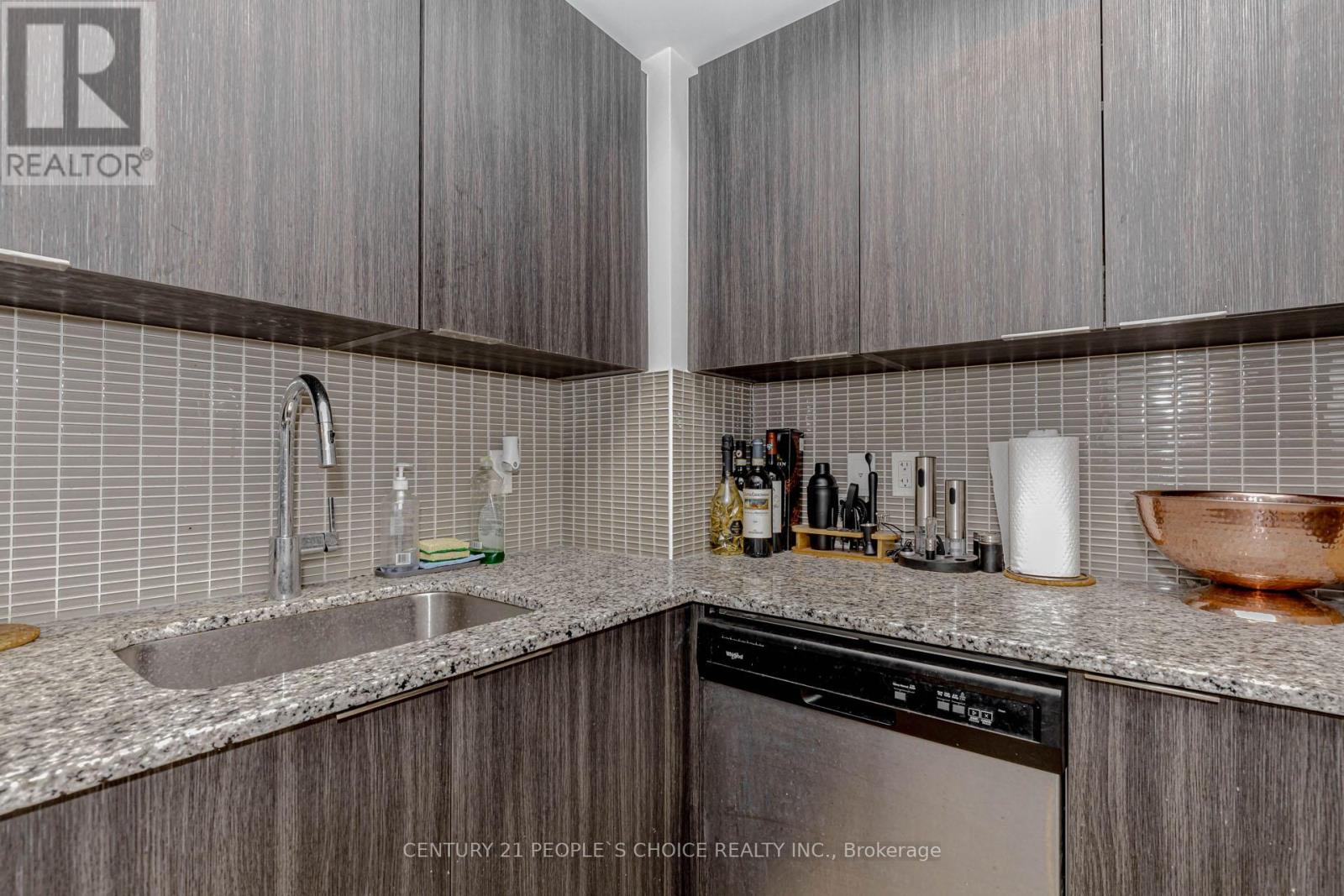 1722 - 30 Shore Breeze Drive Sw, Toronto, Ontario  M8V 0J1 - Photo 19 - W12736854