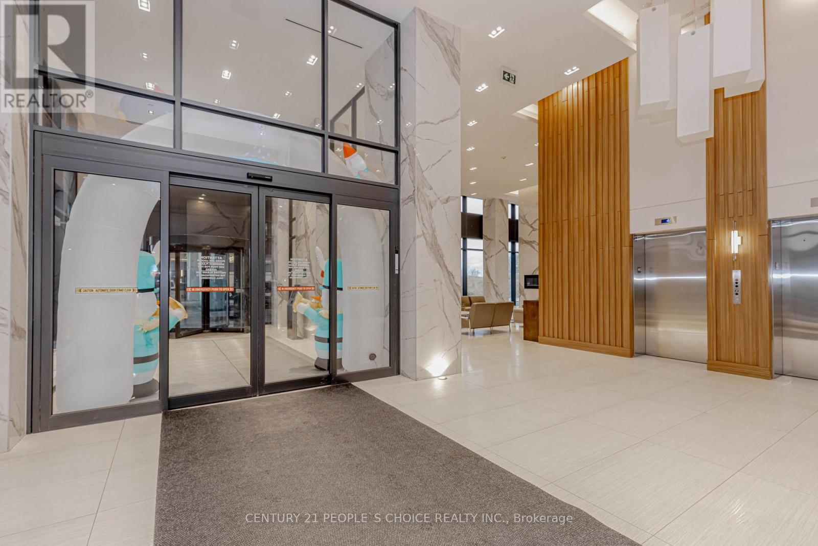 1722 - 30 Shore Breeze Drive Sw, Toronto, Ontario  M8V 0J1 - Photo 5 - W12736854