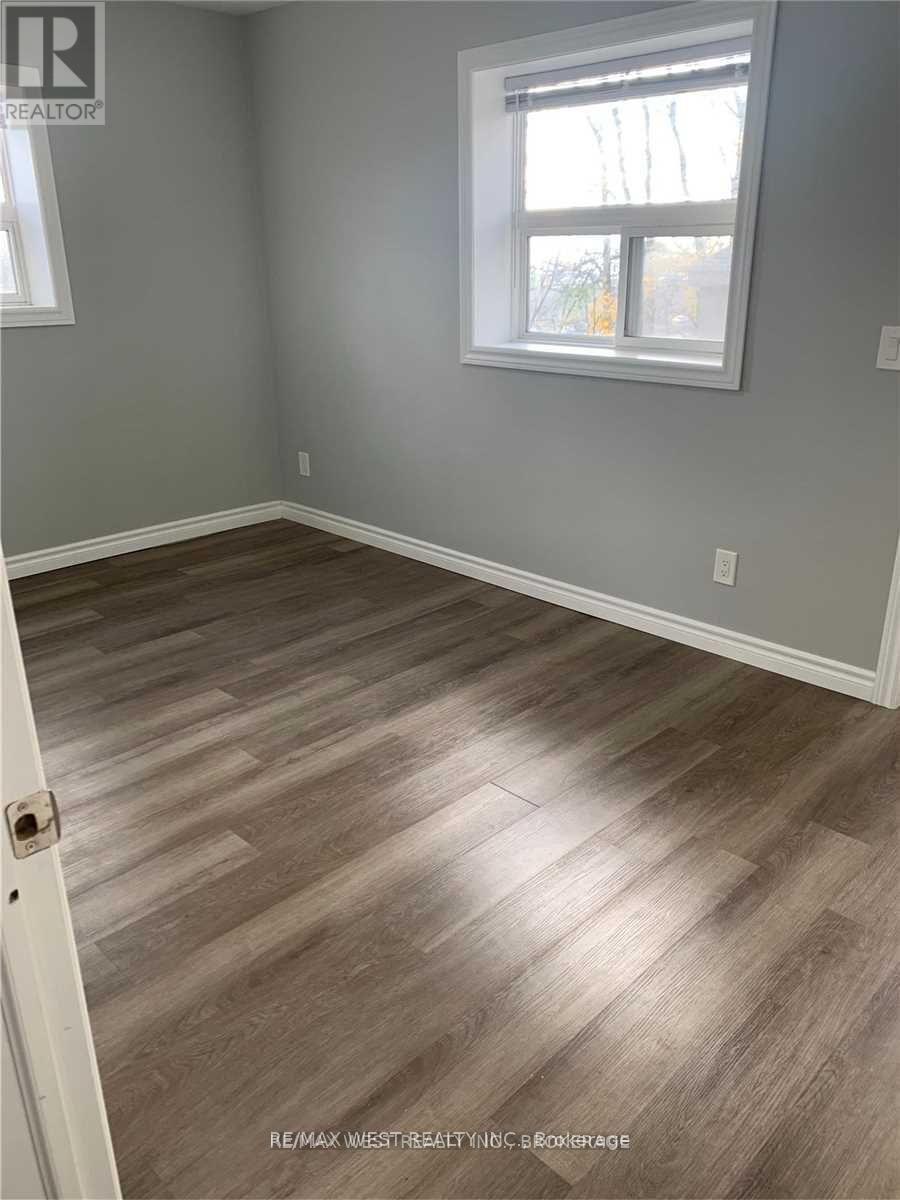 Unit 2 - 2a Fort Rouille Street, Toronto, Ontario  M6K 2C1 - Photo 7 - W12736866