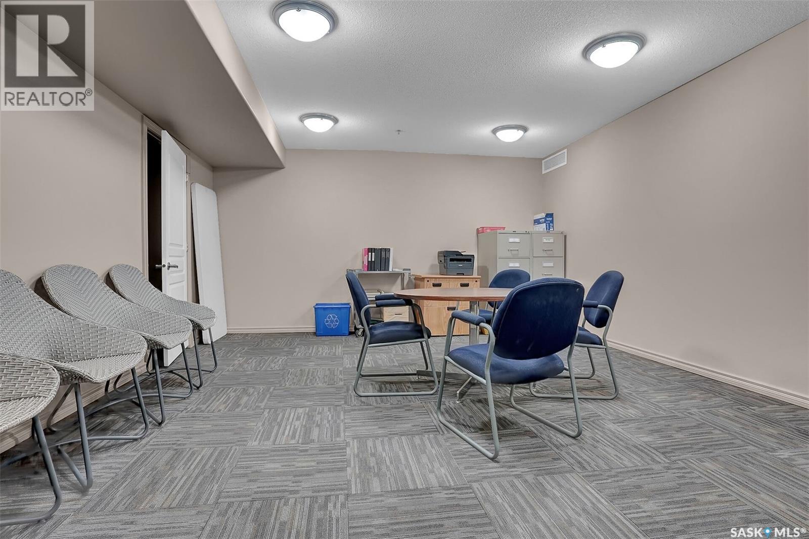 403 3101 Renfrew Crescent E, Regina, Saskatchewan  S4V 3B6 - Photo 44 - SK027528