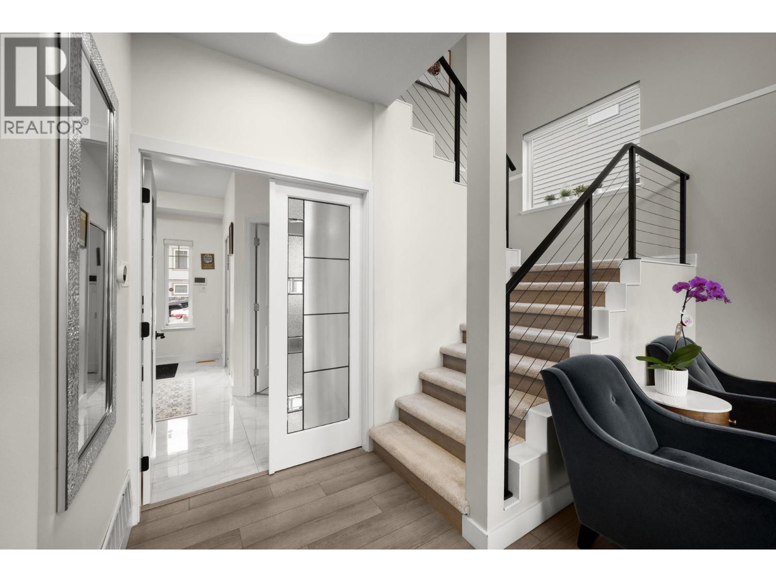 23965 107th Avenue, Maple Ridge, British Columbia  V2W 0B3 - Photo 6 - R3084099