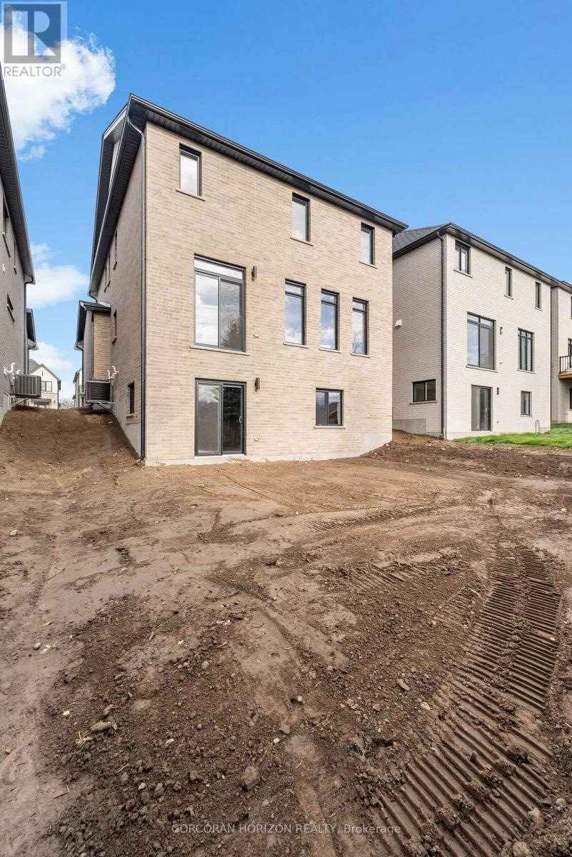 83 Dunnigan Drive, Kitchener, Ontario  N2B 3W5 - Photo 39 - X12736836