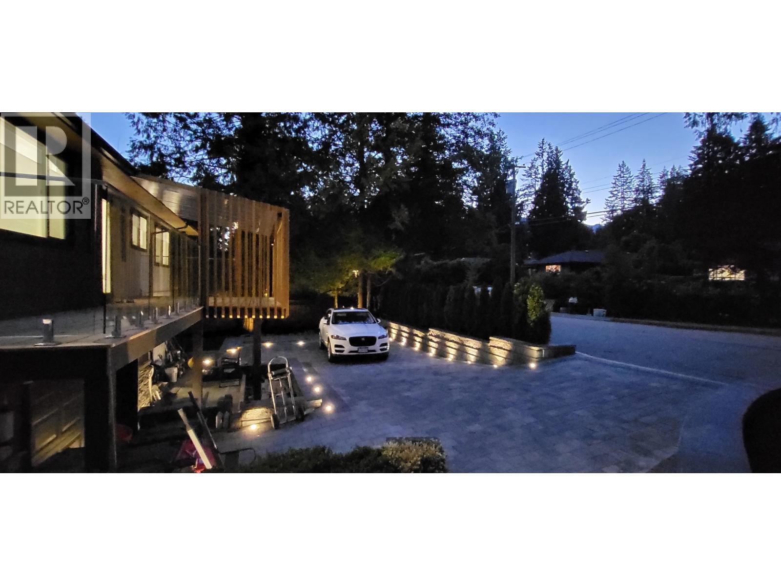 4491 Primrose Lane, North Vancouver, British Columbia  V7R 4H1 - Photo 11 - R3082956