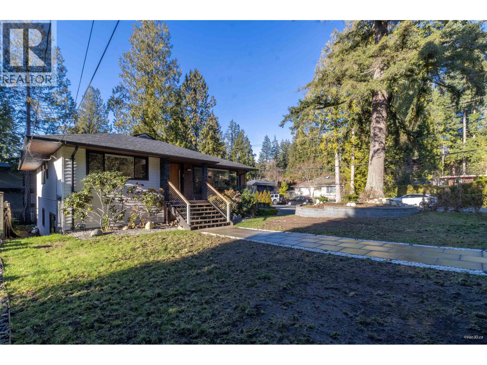 4491 Primrose Lane, North Vancouver, British Columbia  V7R 4H1 - Photo 7 - R3082956