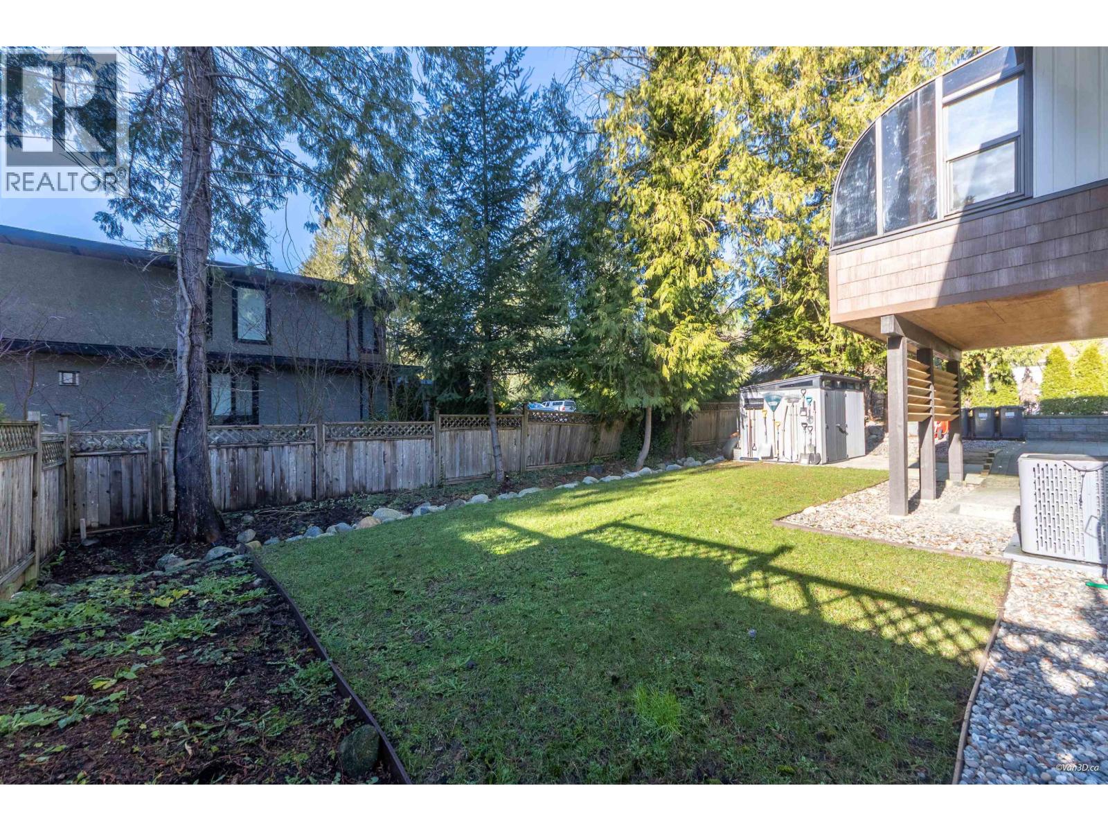 4491 Primrose Lane, North Vancouver, British Columbia  V7R 4H1 - Photo 5 - R3082956