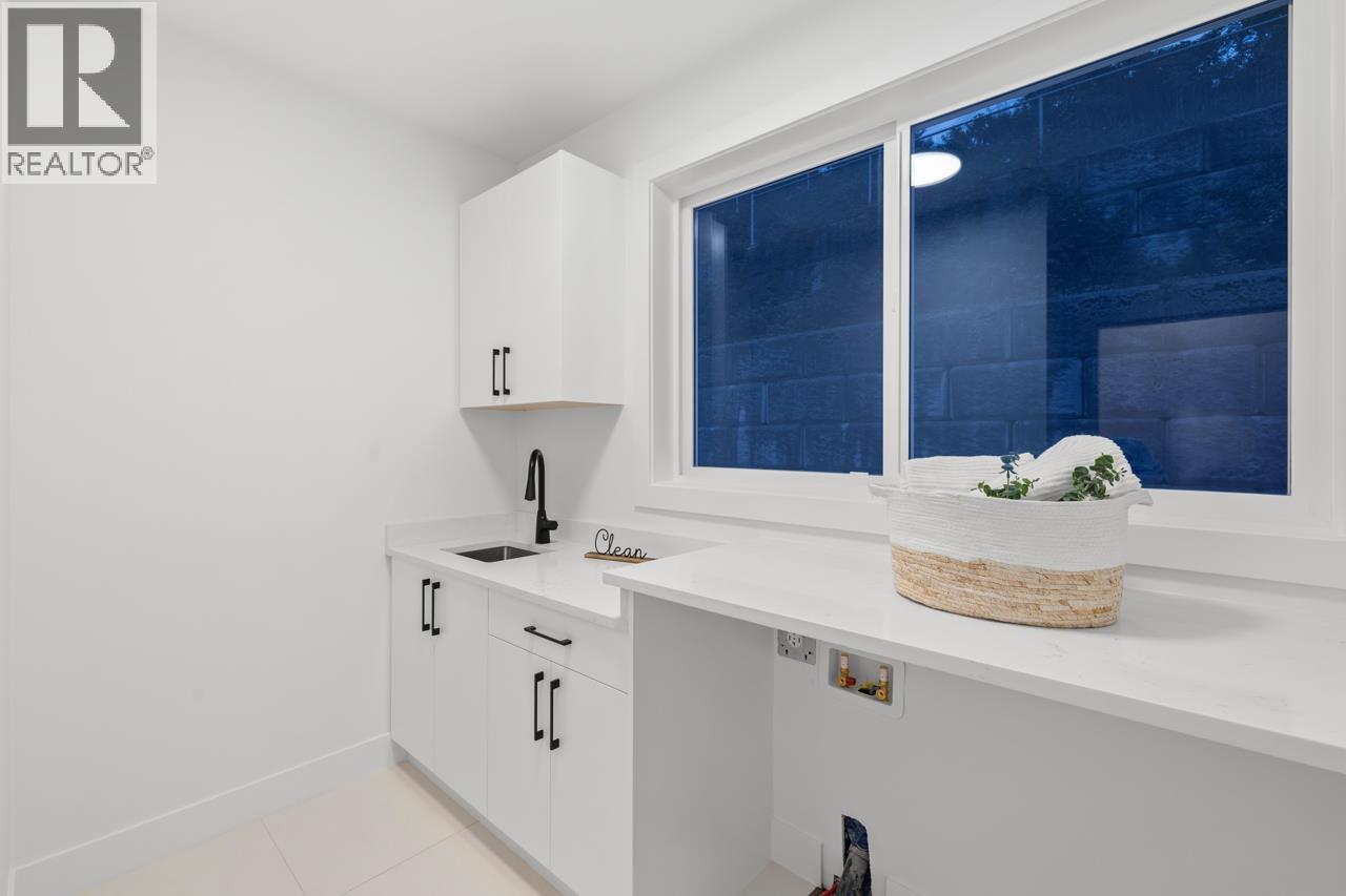 10490 Mcveety Street, Maple Ridge, British Columbia  V2W 0K3 - Photo 20 - R3083486