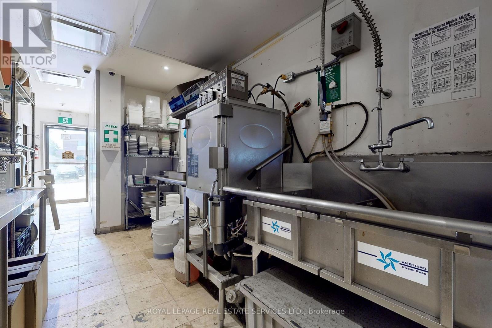 22 Ontario Street, Milton, Ontario  L9T 2M6 - Photo 31 - W12736698