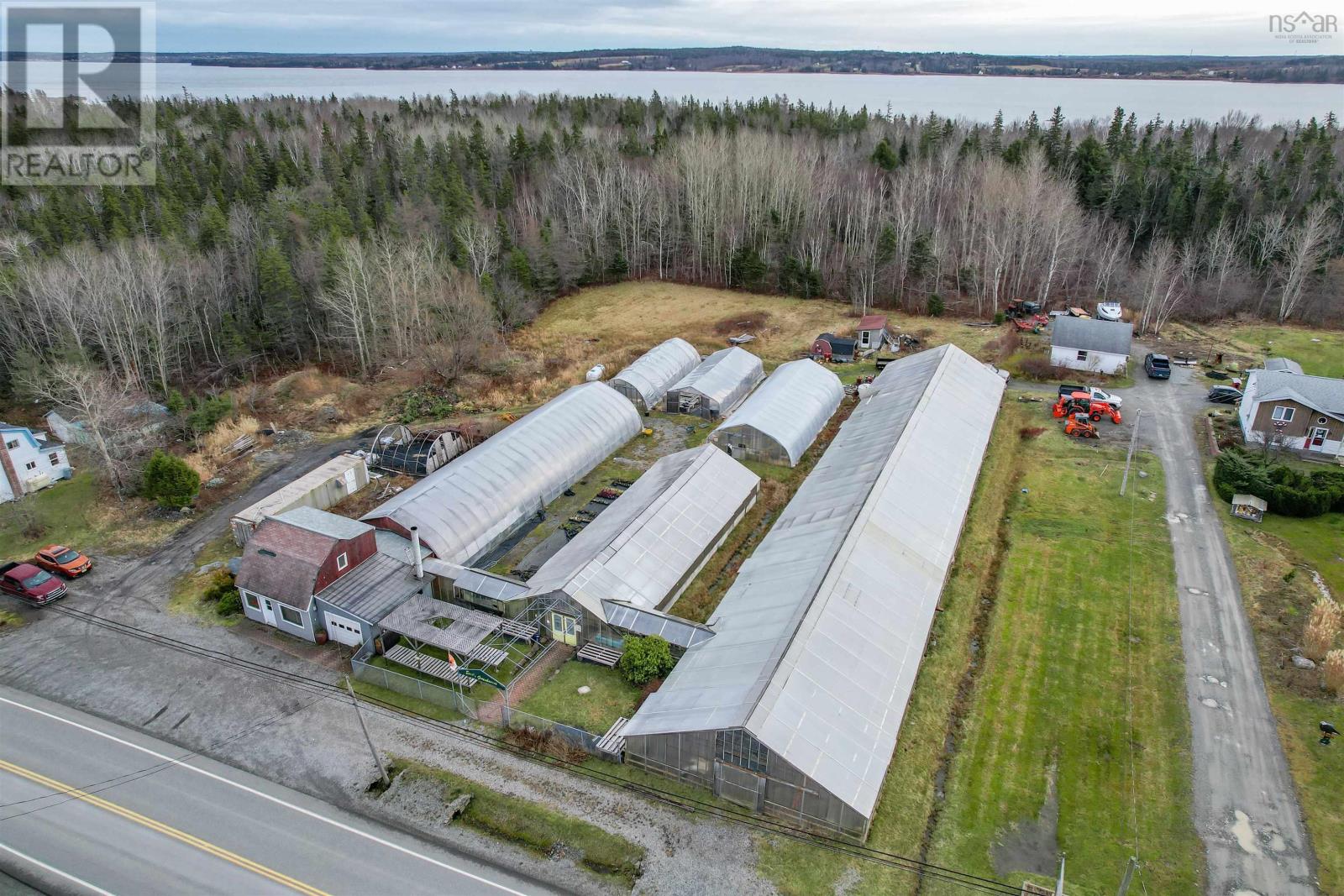 429 Seaview Drive, Upper North Sydney, Nova Scotia  B2A 3N7 - Photo 19 - 202601640