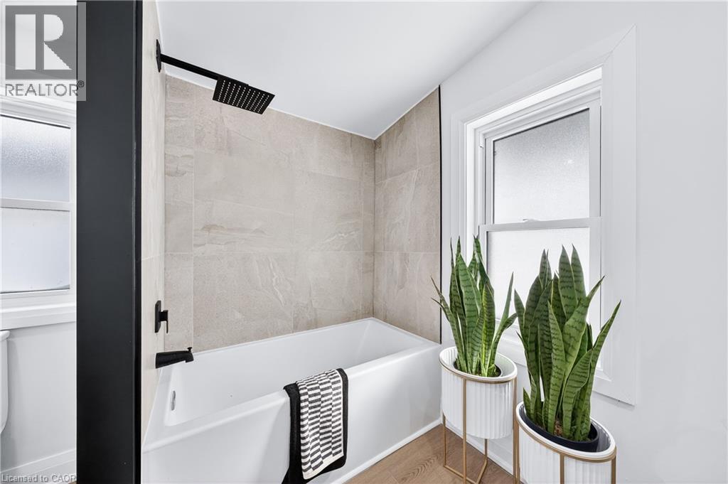 4149 Welland Street, Niagara Falls, Ontario  L2G 6J9 - Photo 35 - 40801442