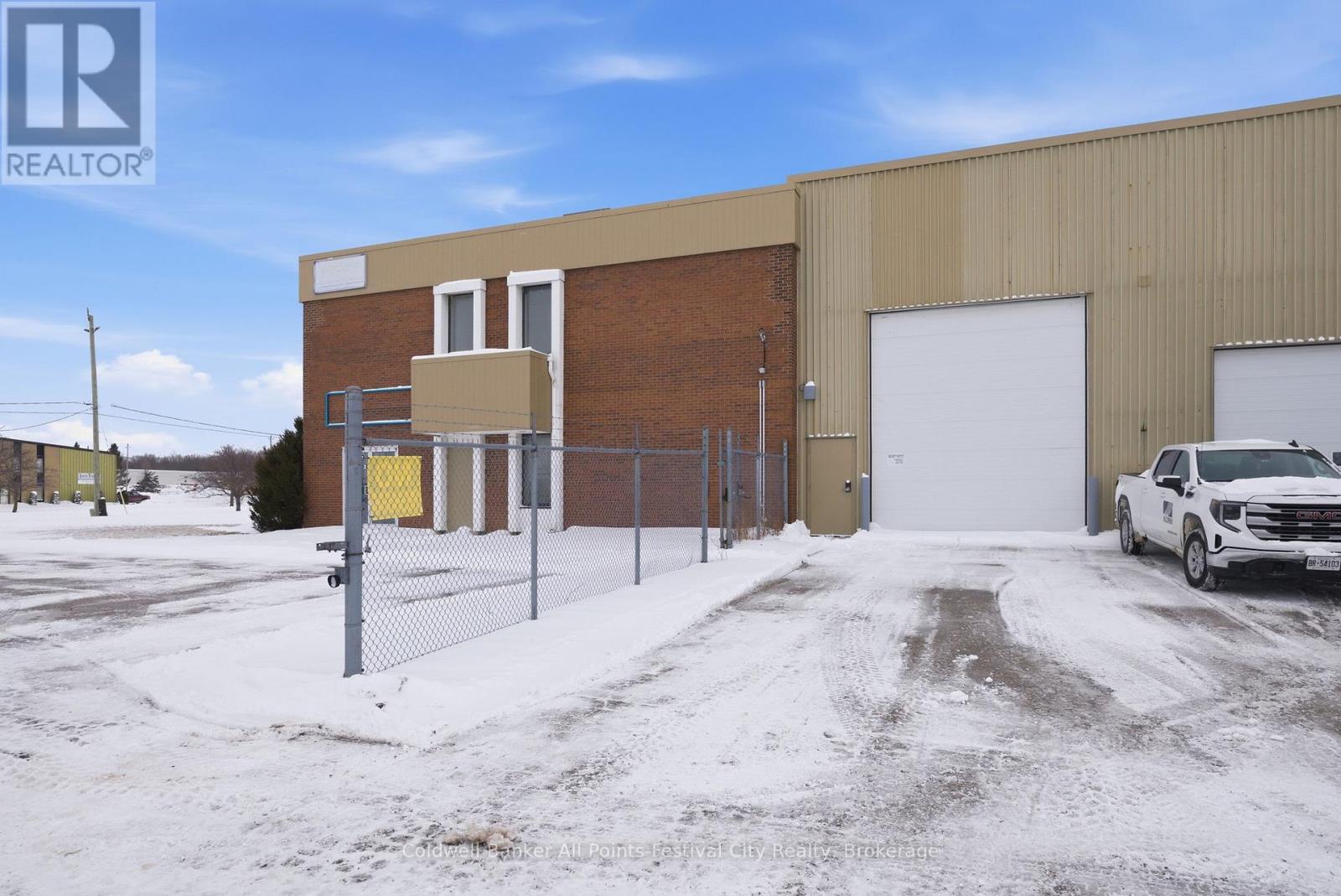 1 - 220 Huckins Street, Goderich, Ontario  N7A 3X8 - Photo 2 - X12736954