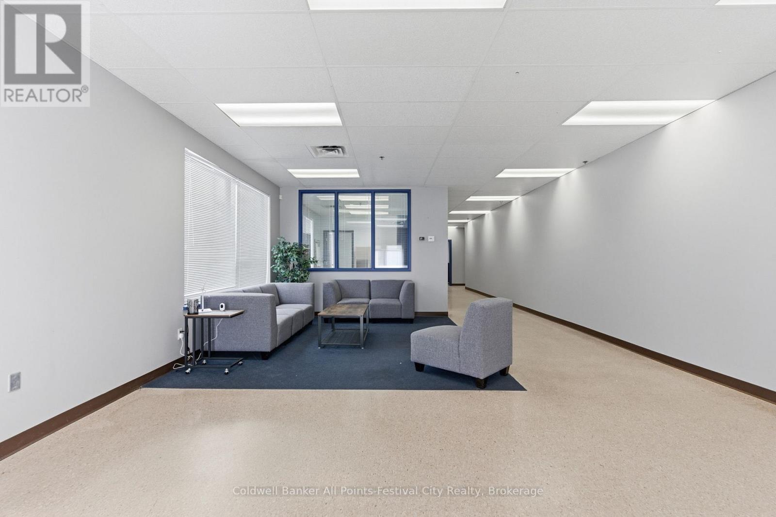 1 - 220 Huckins Street, Goderich, Ontario  N7A 3X8 - Photo 3 - X12736954