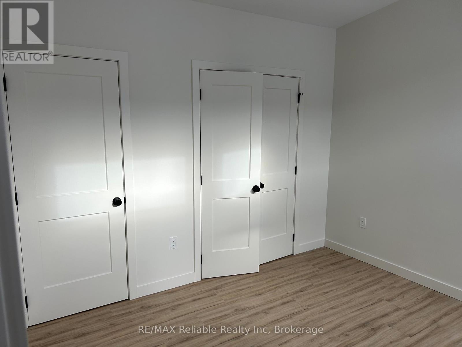 30 Main Street, Huron East, Ontario  N0K 1W0 - Photo 6 - X12736998