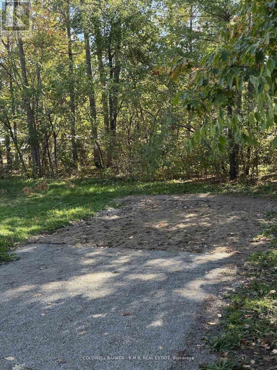 2 Oakwood Drive, Kawartha Lakes, Ontario  K0M 1N0 - Photo 4 - X12736922