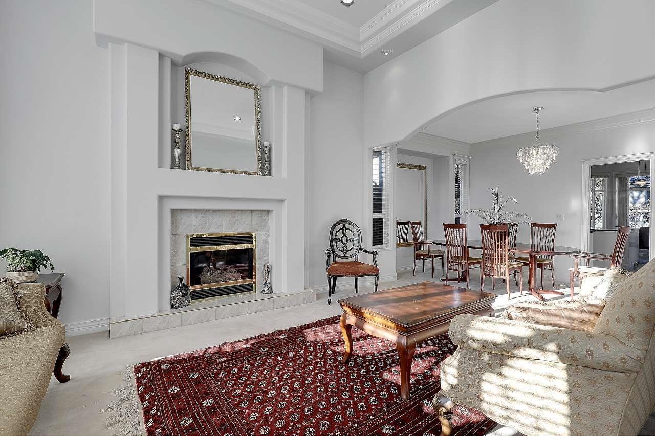 13761 59a Avenue, Surrey, British Columbia  V3X 3K9 - Photo 3 - R3083784