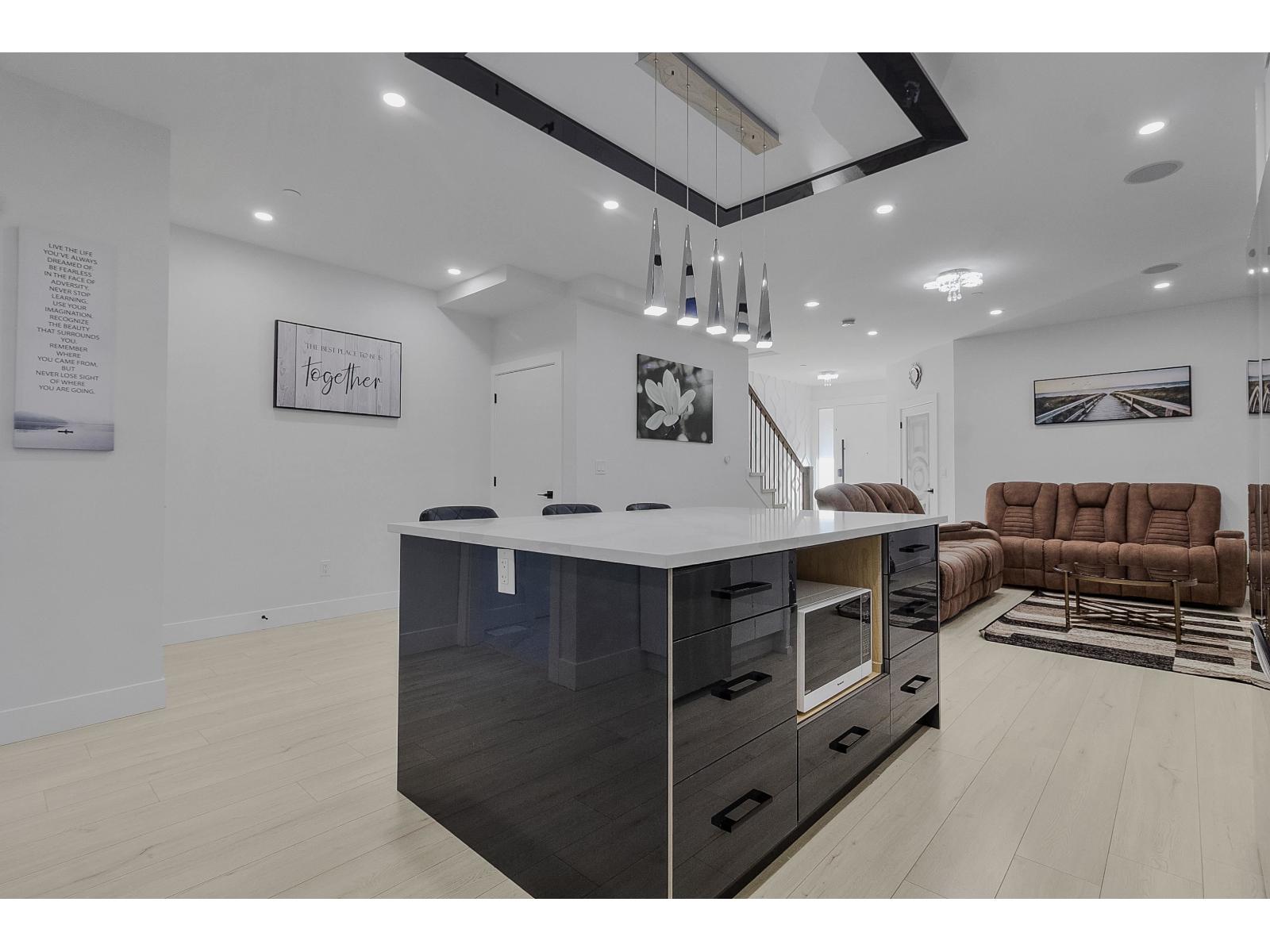 33225 5 Avenue, Mission, British Columbia  V2V 1V9 - Photo 17 - R3083523