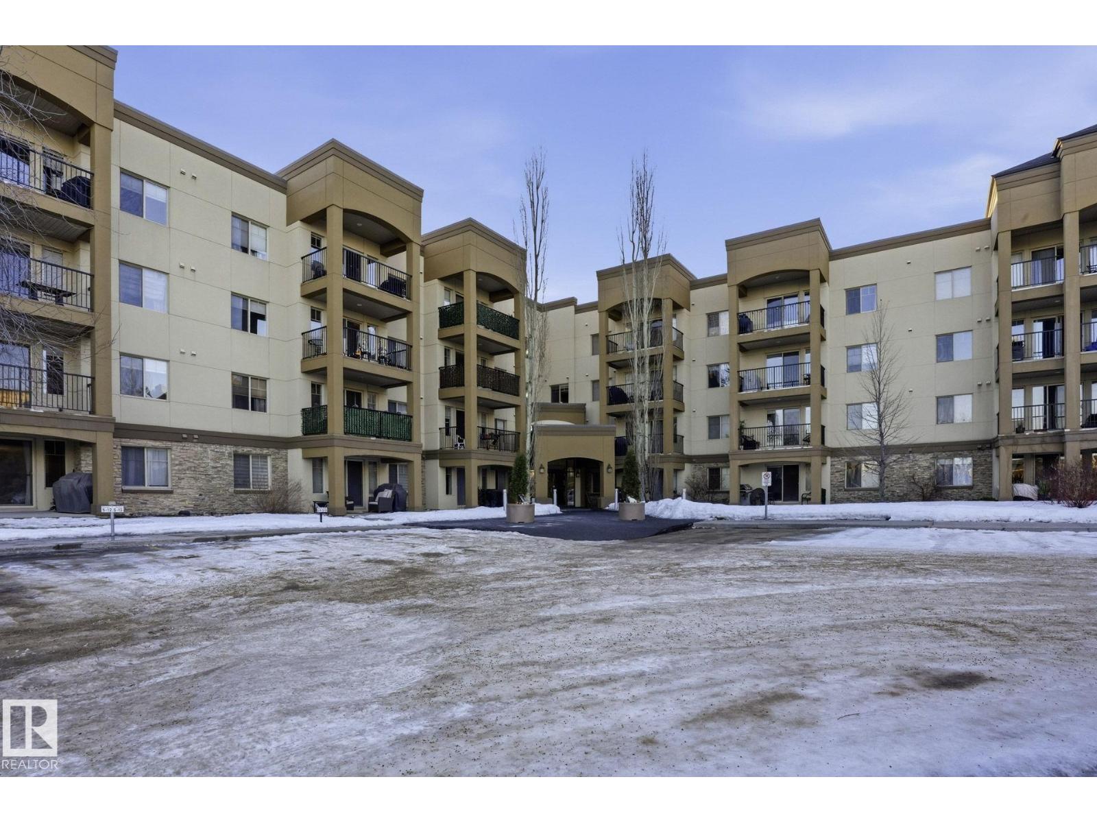 #220 400 Palisades WY, Sherwood Park, Alberta