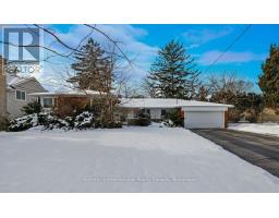 272 PINEHURST DRIVE, Oakville, Ontario