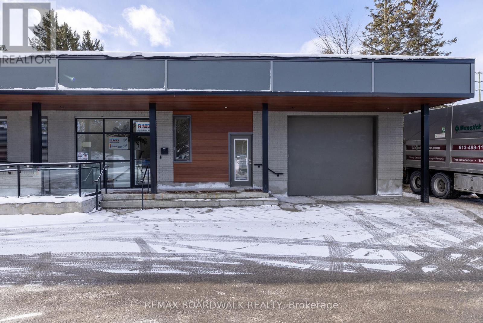 6206 PERTH STREET, Ottawa, Ontario