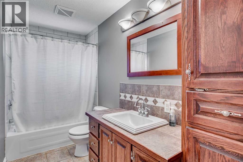 117 Cheecham Court, Anzac, Alberta  T0P 1J0 - Photo 36 - A2282368