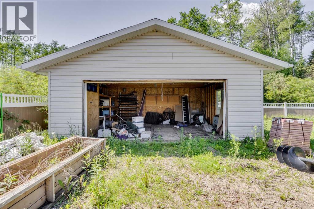 117 Cheecham Court, Anzac, Alberta  T0P 1J0 - Photo 46 - A2282368