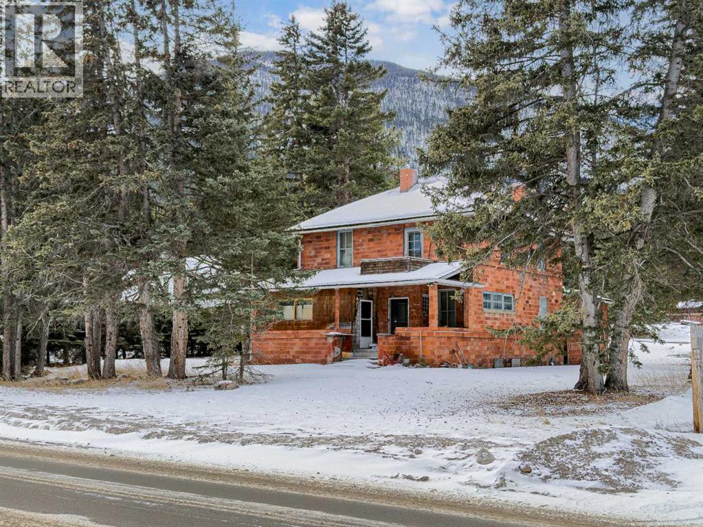 119 Spray Avenue, Banff, Alberta  T1L 1H1 - Photo 1 - A2282362