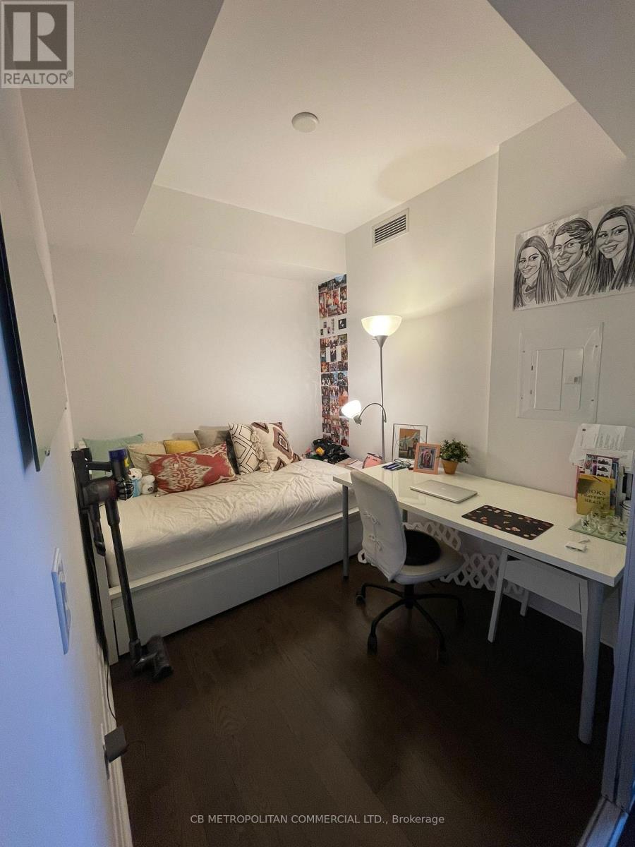 703 - 65 St Mary Street, Toronto, Ontario  M5S 0A6 - Photo 14 - C12592254