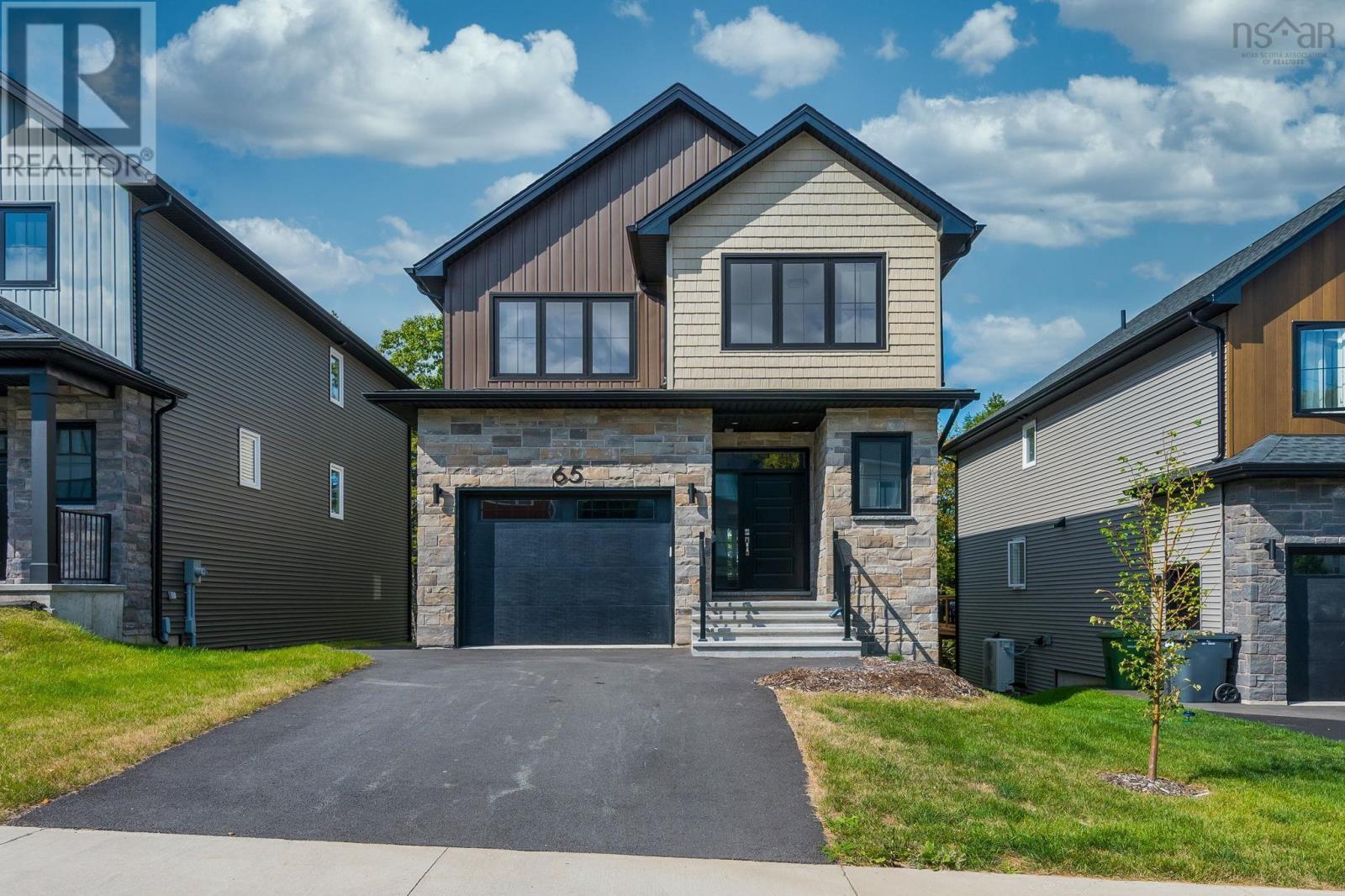 PC33 65 Pearlgarden Close, Dartmouth, Nova Scotia