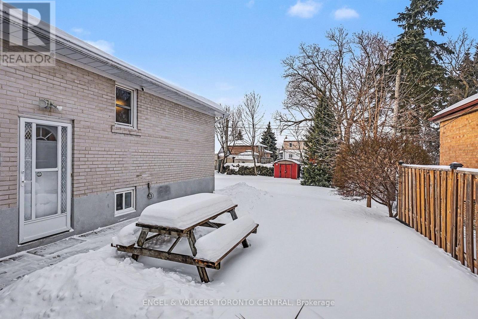 126 Pemberton Avenue, Toronto, Ontario  M2M 1Y7 - Photo 23 - C12736926