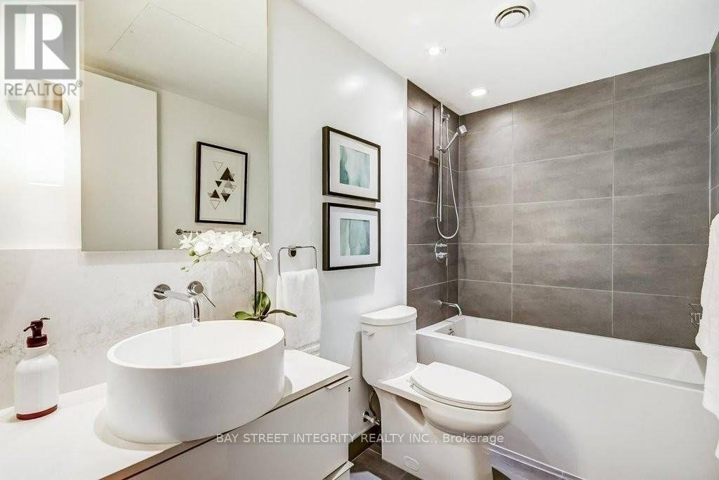 419 - 185 Roehampton Avenue, Toronto, Ontario  M4P 0C6 - Photo 11 - C12737044