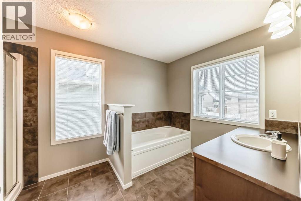 284 Sagewood Landing Sw, Airdrie, Alberta  T4B 3N6 - Photo 21 - A2269946